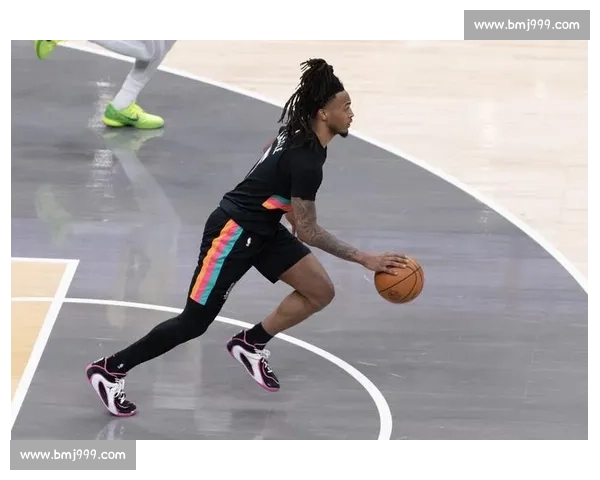 青春对决与经验博弈马刺挑战雷霆掀起西部焦点之战赛季走向悬念升级 青春对决与经验博弈马刺挑战雷霆掀起西部焦点之战赛季走向悬念升级